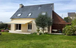 Maison a vendre Carhaix-Plouguer 29270 Finistère 29 130 m2 6 pièces 299250 euros 29066-3832 001