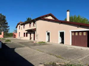 Maison a vendre Beynost 01700 Ain 01 135 m2 7 pièces 290000 euros 01070-814 001