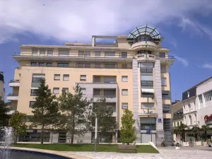 Location appartement Vichy 03200 Allier 03 18 m2 1 pièce 334 euros 03019-L107 001