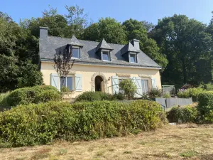 Maison a vendre Guerlédan 22530 Côtes-d'Armor 22 121 m2 5 pièces 195079 euros 22110-2357 001
