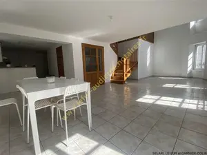 Appartement a vendre Audierne 29770 Finistère 29 143 m2 5 pièces 234375 euros 29021-2084 001