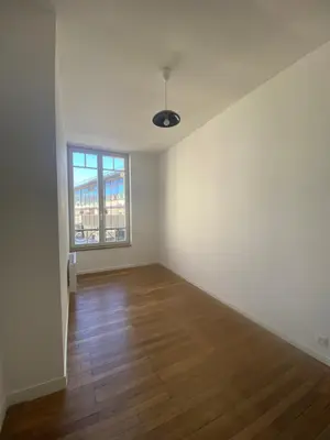 Location appartement Angers 49000 Maine-et-Loire 49 18 m2 550 euros 49009-L124 001