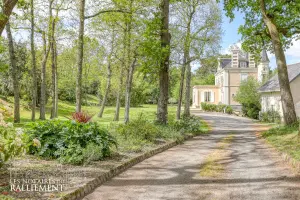 Maison a vendre Angers 49000 Maine-et-Loire 49 282 m2 10 pièces 1580000 euros 49009-1373 001