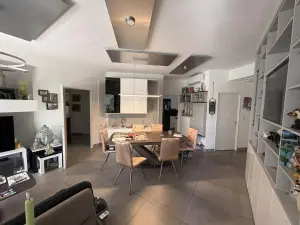 Appartement a vendre Saint-Paul 97460 La Réunion 974 87 m2 4 pièces 650000 euros 97409-322 001