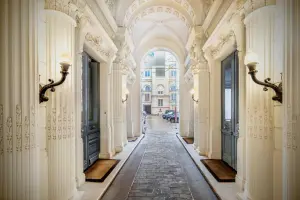 Appartement a vendre Paris 8e Arrondissement 75008 Paris 75 104 m2 4 pièces 1132640 euros 60051-951 001