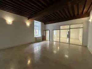 Location fonds et murs commerciaux Beaune 21200 Côte-d'Or 21 125 m2 4 pièces 1750 euros 21074-L77 001