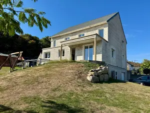Maison a vendre Le Sourn 56300 Morbihan 56 180 m2 6 pièces 259000 euros LR25 001