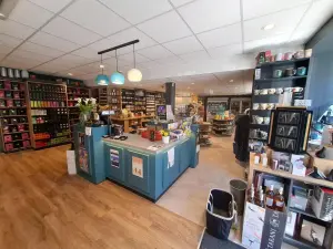 Fonds et murs commerciaux a vendre Barneville-Carteret 50270 Manche 50 250 m2 575000 euros 50040-582 001