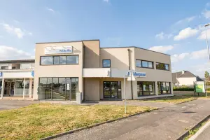 Location fonds et murs commerciaux Saint-Martin-des-Champs 29600 Finistère 29 105 m2 1571 euros 29107-L90 001