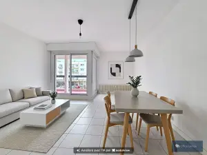 Appartement a vendre Ferney-Voltaire 01210 Ain 01 80 m2 3 pièces 405000 euros 01047-890 001