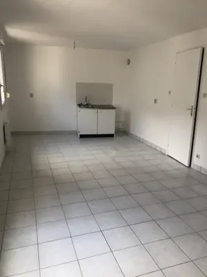 Location appartement Valognes 50700 Manche 50 36 m2 470 euros 50088-L285 001