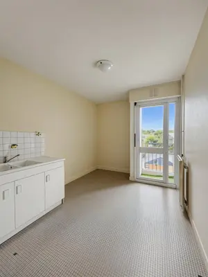 Appartement a vendre Angers 49100 Maine-et-Loire 49 86 m2 4 pièces 241500 euros 49114-831 001