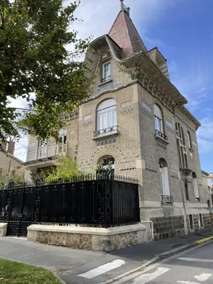 Maison a vendre Châlons-en-Champagne 51000 Marne 51 325 m2 10 pièces 598500 euros 51084-1223 001