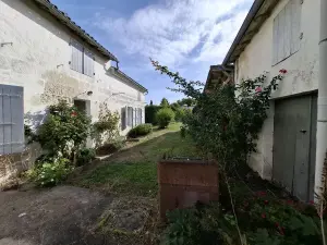 Maison a vendre Les Gonds 17100 Charente-Maritime 17 85 m2 4 pièces 105000 euros 17111-764 001