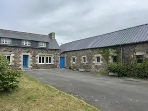 Maison a vendre Ploëzal 22260 Côtes-d'Armor 22 102 m2 231000 euros 22079-867 001
