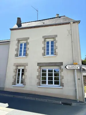 Maison a vendre Montsûrs 53150 Mayenne 53 66 m2 5 pièces 74000 euros 53004-1354 001