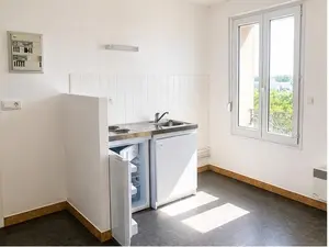 Location appartement Reims 51100 Marne 51 29 m2 2 pièces 490 euros 51047-L265 001