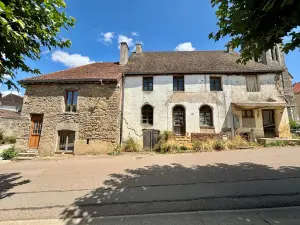 Maison a vendre Saint-Gilles 71510 Saône-et-Loire 71 300 m2 3 pièces 252000 euros 71057-51 001