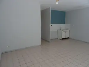 Location appartement Bourg-en-Bresse 01000 Ain 01 40 m2 2 pièces 480 euros T1 MOREL 001