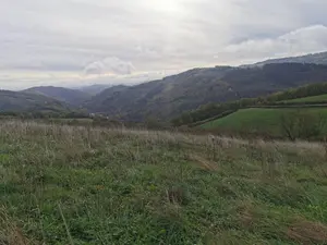 Bien agricole a vendre Brousse-le-Château 12480 Aveyron 12 70000 euros Me CUNIENQ 001