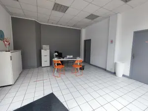 Fonds et murs commerciaux a vendre Rouen 76000 Seine-Maritime 76 89 m2 4 pièces 204000 euros 2025-023 001