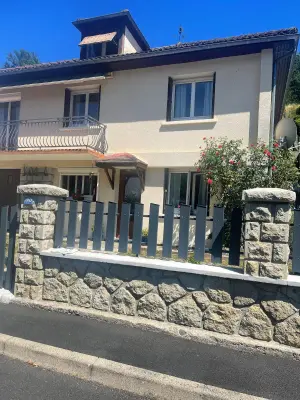 Maison a vendre Bort-les-Orgues 19110 Corrèze 19 145 m2 5 pièces 182700 euros M45 001