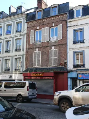 Immeuble de rapport a vendre Honfleur 14600 Calvados 14 176 m2 7 pièces 590000 euros HO830 001