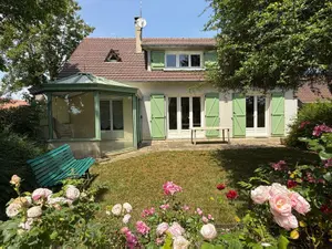 Maison a vendre Neuville-sur-Sarthe 72190 Sarthe 72 145 m2 6 pièces 262480 euros 2026-004 001