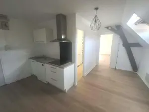 Location appartement Givry 71640 Saône-et-Loire 71 41 m2 2 pièces 585 euros type 2 à GIVRY 001