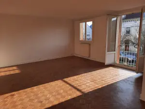 Location appartement Épernay 51200 Marne 51 116 m2 6 pièces 975 euros EPERNAY 001