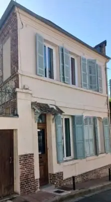 Location maison Honfleur 14600 Calvados 14 65 m2 3 pièces 820 euros LO750 001