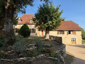 Maison a vendre Figeac 46100 Lot 46 174 m2 7 pièces 363500 euros 26.005 001