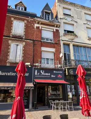 Fonds et murs commerciaux a vendre Péronne 80200 Somme 80 105 m2 7 pièces 364000 euros F0193 001