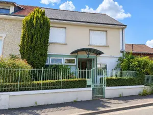 Maison a vendre Joué-lès-Tours 37300 Indre-et-Loire 37 163 m2 9 pièces 231000 euros 175 001