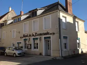 Fonds et murs commerciaux a vendre Saint-Gaultier 36800 Indre 36 116600 euros 037/2042 001