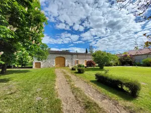 Maison a vendre Saint-Antoine-de-Breuilh 24230 Dordogne 24 180 m2 8 pièces 333100 euros 18113/62 001