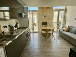 Location appartement Bordeaux 33800 Gironde 33 33 m2 2 pièces 720 euros 11548/1/B_60 001
