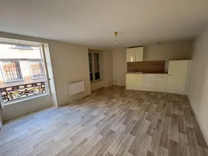 Immeuble de rapport a vendre Joinville 52300 Haute-Marne 52 200 m2 9 pièces 148100 euros JO/976 001
