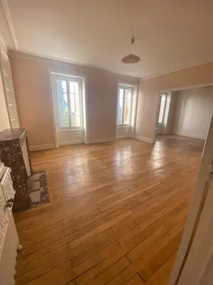Appartement a vendre Mauriac 15200 Cantal 15 100 m2 53000 euros 15060/1185 001