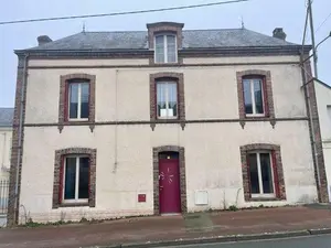 Maison a vendre Saint-Calais 72120 Sarthe 72 101 m2 8 pièces 101650 euros 13816/1108 001