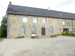 Maison a vendre Aron 53440 Mayenne 53 139 m2 7 pièces 260000 euros 53075-FC125 001