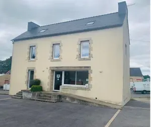Immeuble de rapport a vendre Mellac 29300 Finistère 29 160 m2 337675 euros 29114-1074312 001