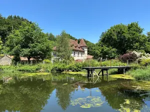 Propriete a vendre Latronquière 46210 Lot 46 226 m2 8 pièces 397200 euros 46030/PROP/531 001