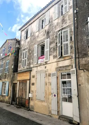 Maison a vendre Marans 17230 Charente-Maritime 17 136 m2 5 pièces 249600 euros VD/592 001