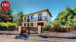 Maison a vendre Saint-Étienne-de-Maurs 15600 Cantal 15 112 m2 7 pièces 142425 euros 10627/1007 001