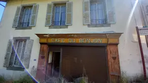 Maison a vendre Condat 15190 Cantal 15 60 m2 33000 euros FG/2393 001