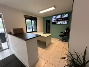 Location fonds et murs commerciaux Les Authieux-sur-le-Port-Saint-Ouen 76520 Seine-Maritime 76 190 m2 9 pièces 3500 euros 14131/932 001