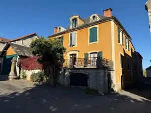 Maison a vendre Limogne-en-Quercy 46260 Lot 46 207 m2 6 pièces 298860 euros LI/648 001