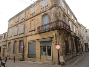 Immeuble de rapport a vendre Saint-Gilles 30800 Gard 30 578 m2 199280 euros 11411/436 001