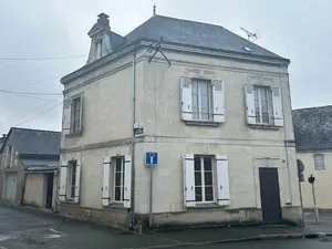 Maison a vendre Baugé-en-Anjou 49150 Maine-et-Loire 49 118 m2 6 pièces 89870 euros LB/2566 001